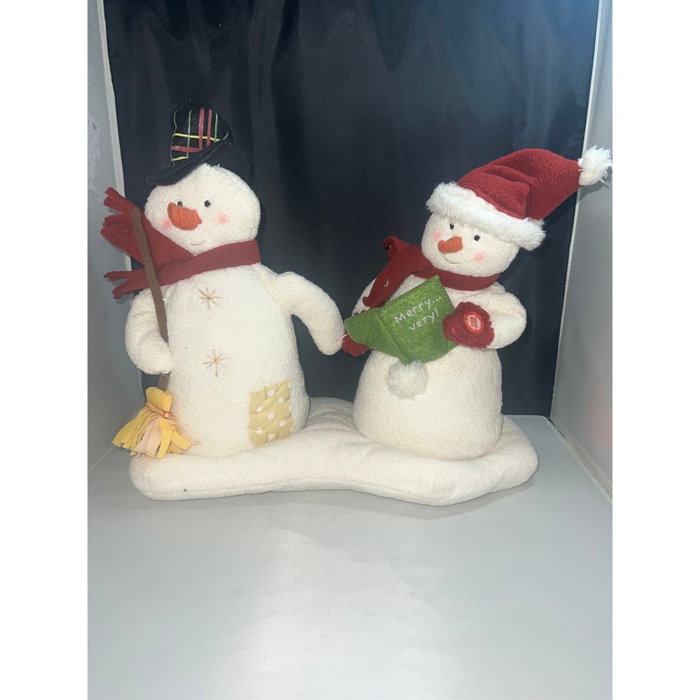 Hallmark Jingle Pals '03 Caroling Snowmen Musical Animated Christmas Plush Decor - Picture 9 of 10